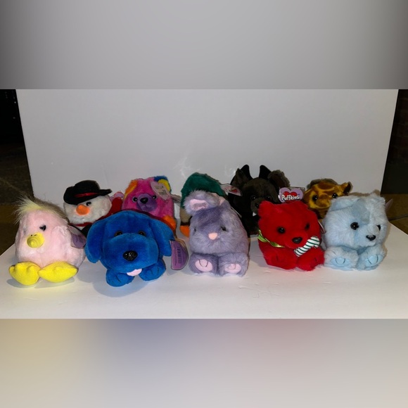 Bundle of 64 Puffkins P.V.C Pellets Collectible 1994 Swibco-NWT - Picture 8 of 16